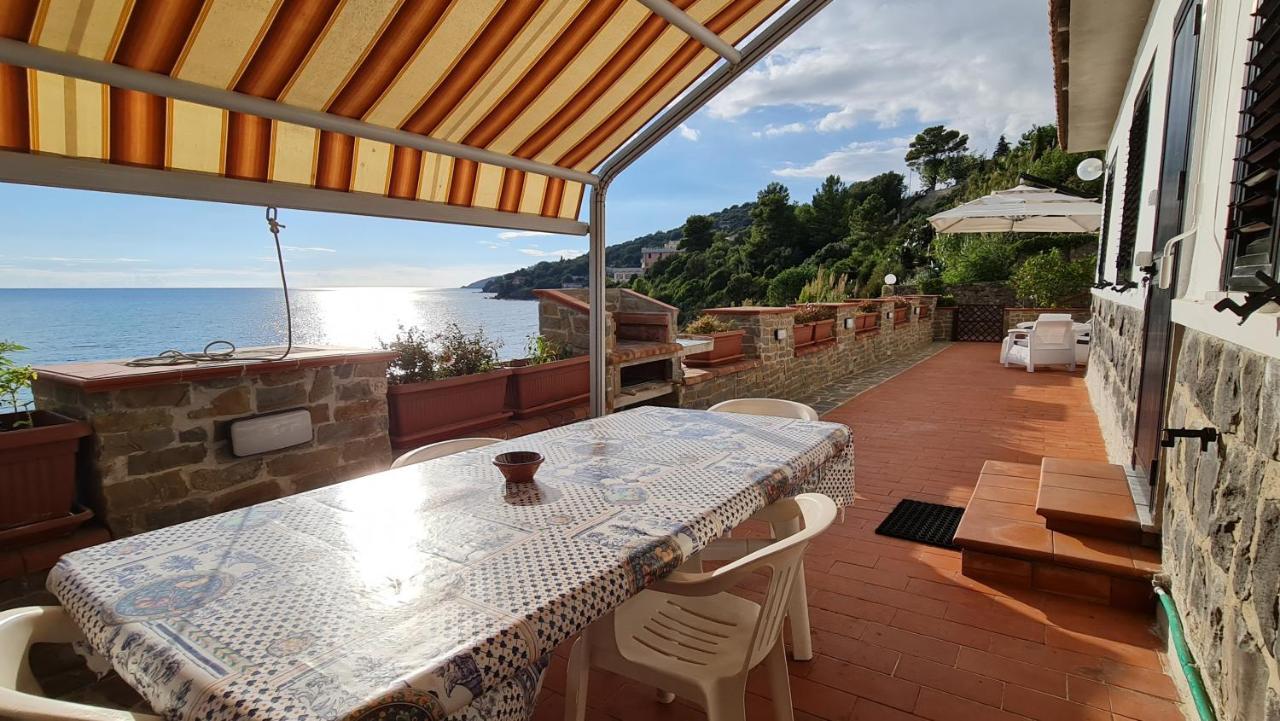 Villa Martina Mare カザール・ヴェリーノ エクステリア 写真